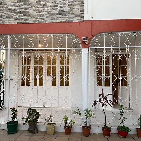 Ferienwohnung Chez Marc Les Abymes Exterior foto